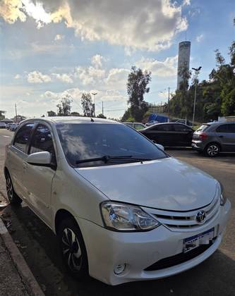 TOYOTA ETIOS 1.5 XS 16V FLEX 4P MANUAL